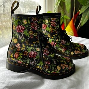 Doc Martens Floral Bloom 1460 Lace Up Boots